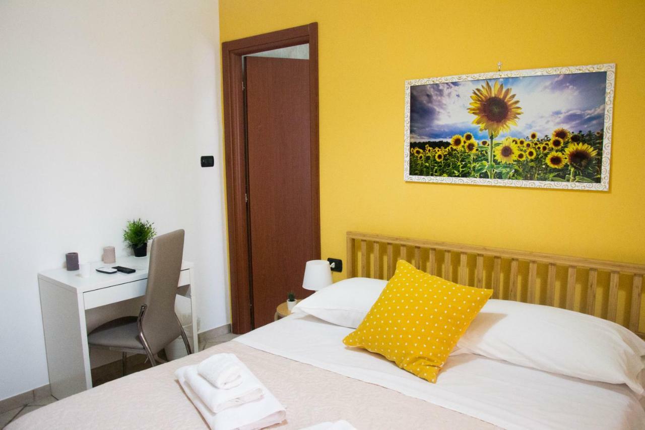 Mary'S House Bed & Breakfast Наполи Екстериор снимка