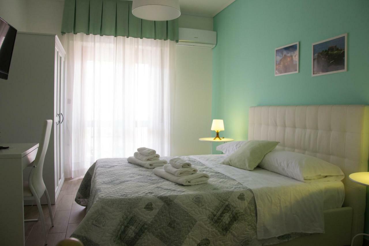Mary'S House Bed & Breakfast Наполи Екстериор снимка